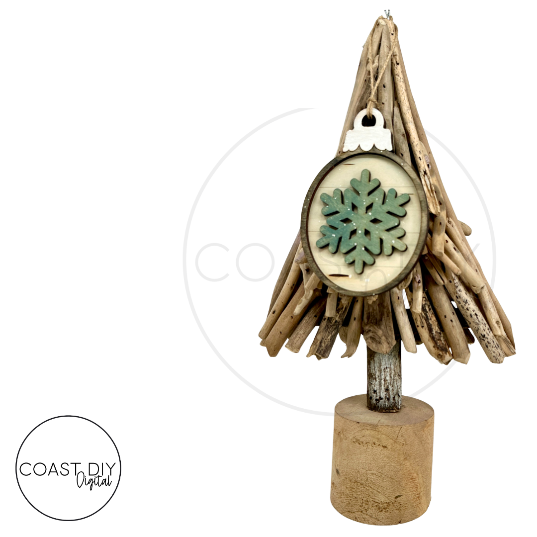 Farmhouse Woodgrain Oval Ornaments Craft Kit
