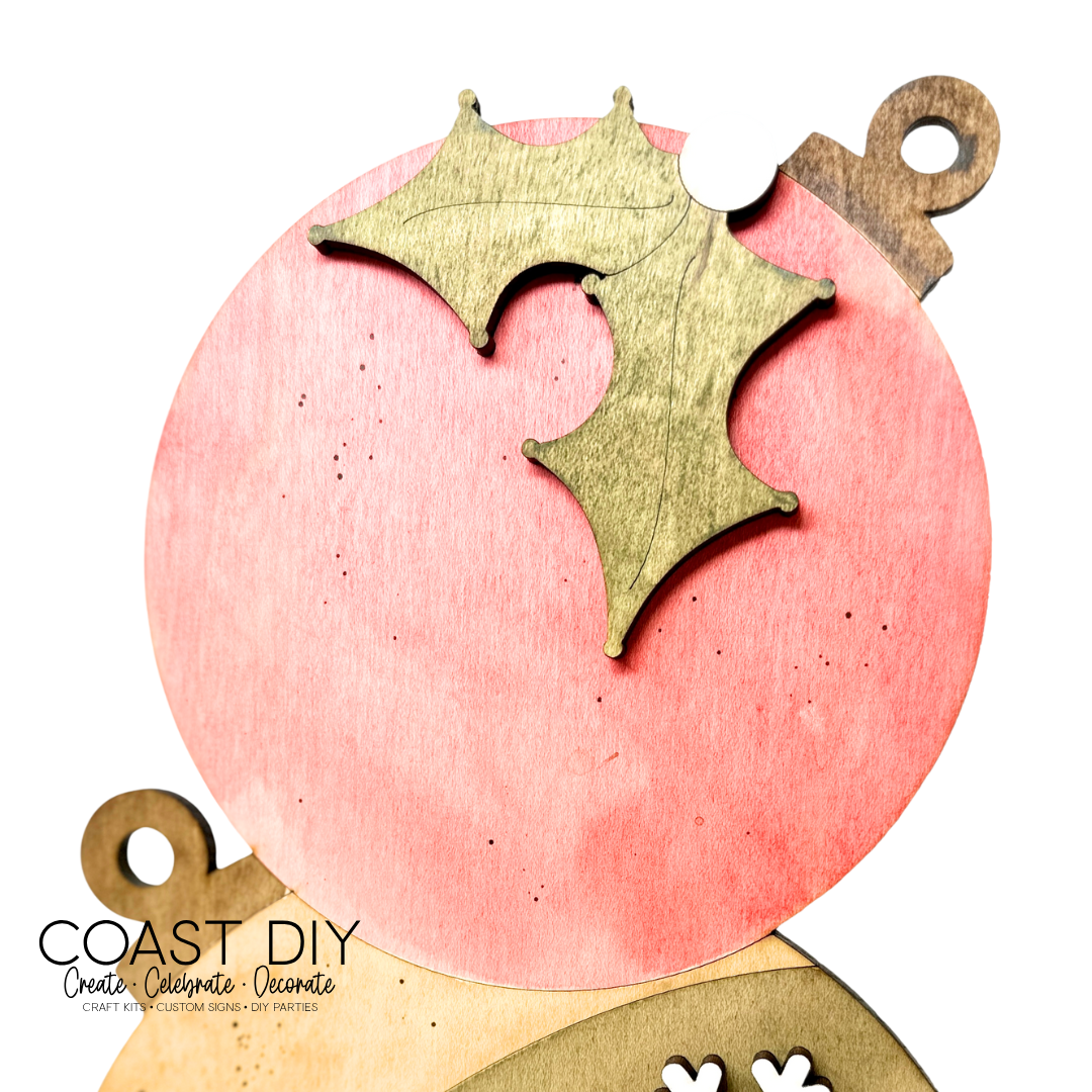 Stacked Ornaments Craft Kit - Plaid