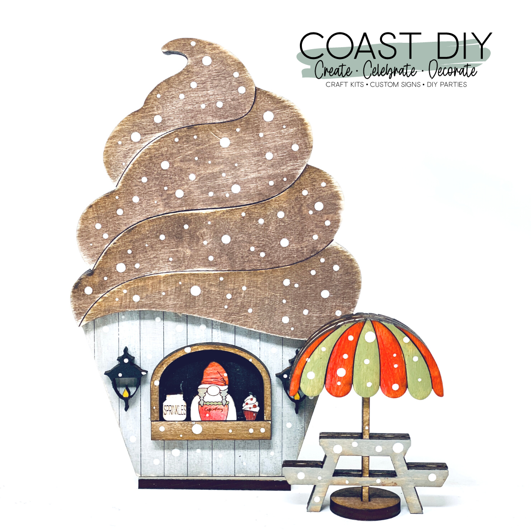 Mrs. Claus' Cupcakery